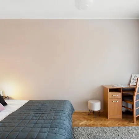 Elite Center Location Apartment